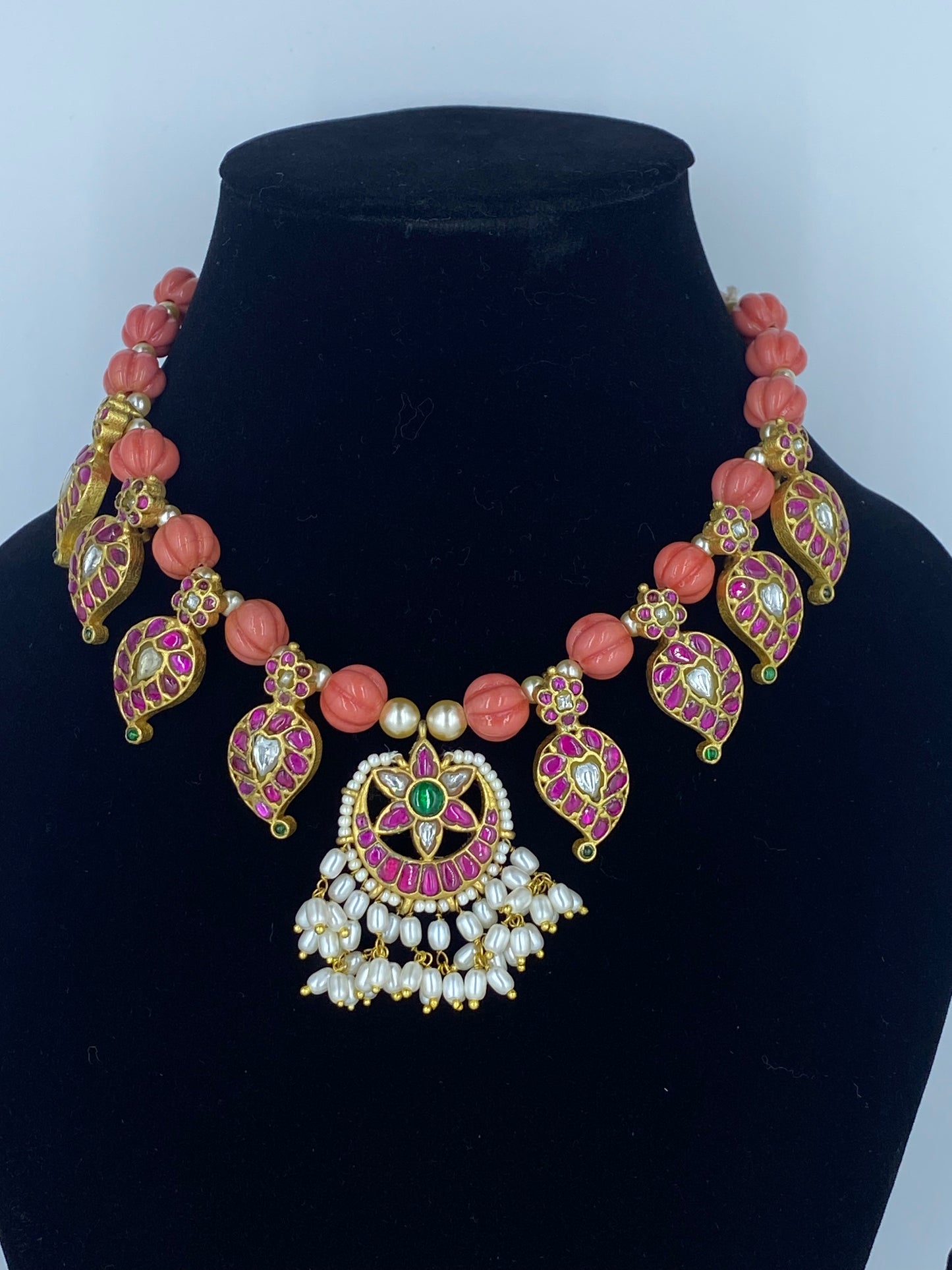 ANTIQUE PUMPKIN BEADS NECKLACE SET