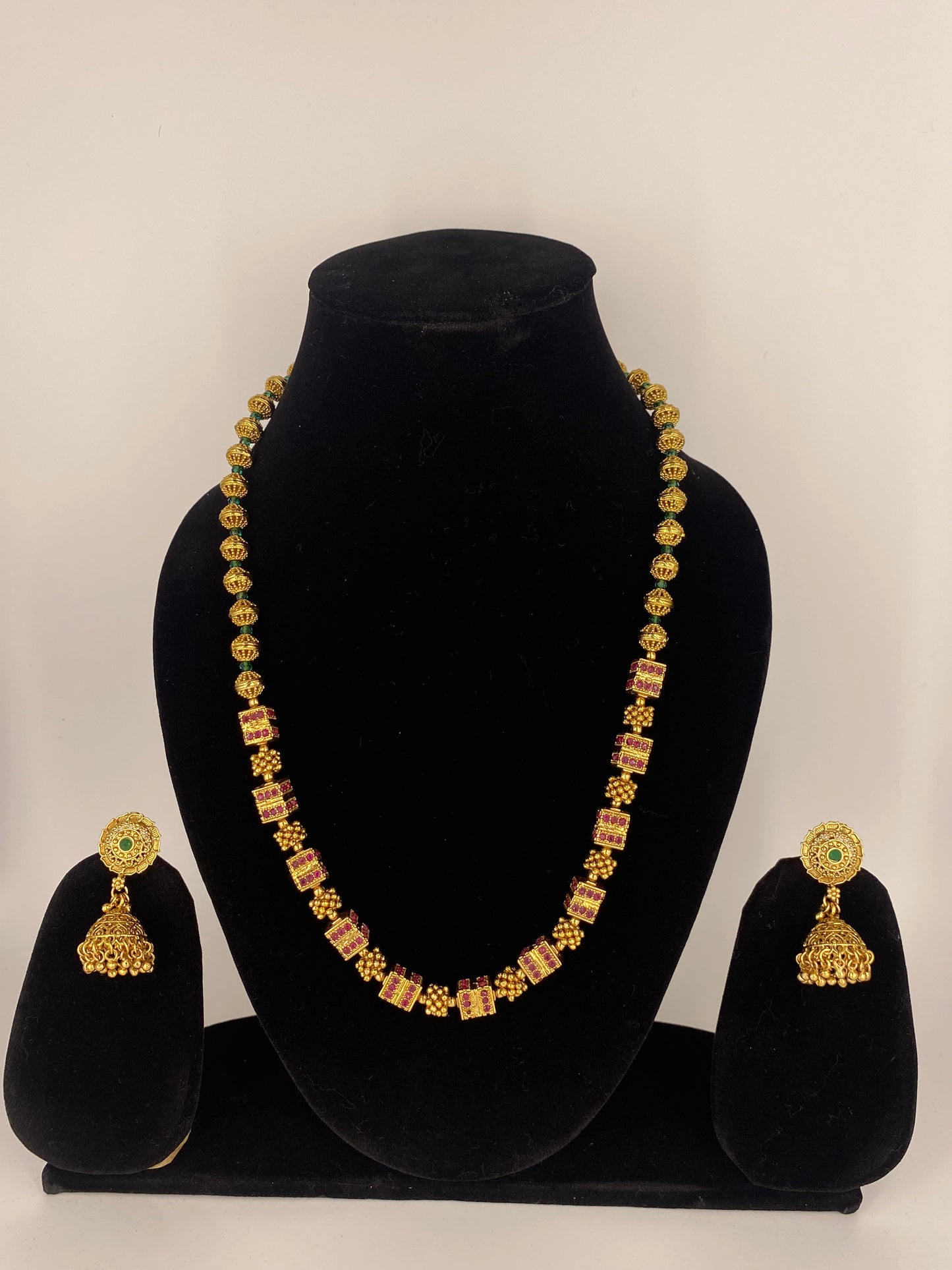 ANARKALI ANTIQUE NECKLACE SET