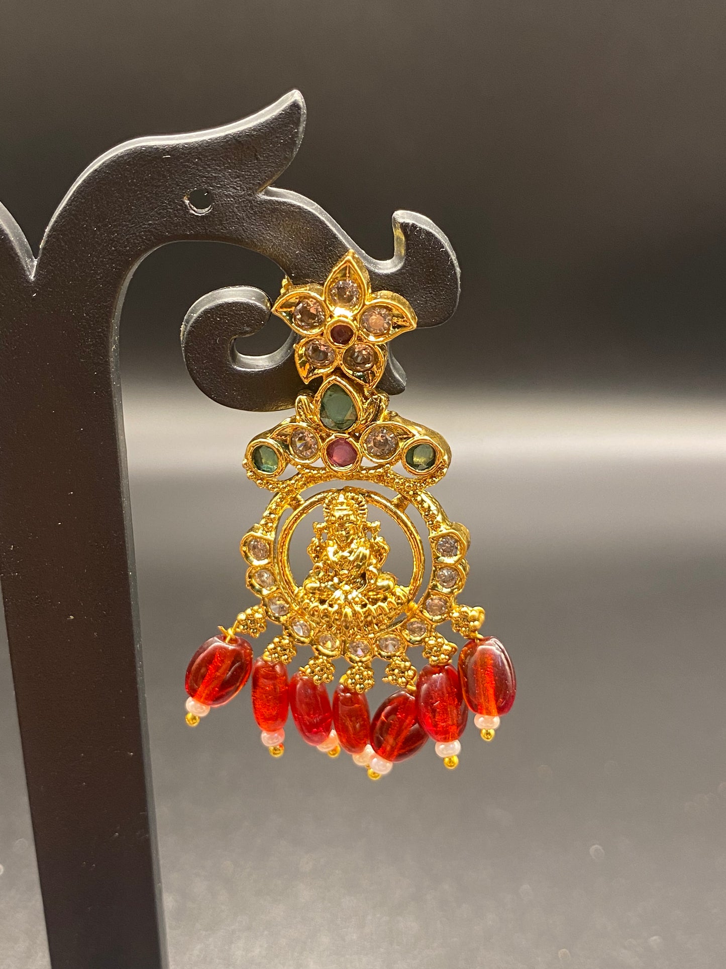 TRENDY EARRINGS