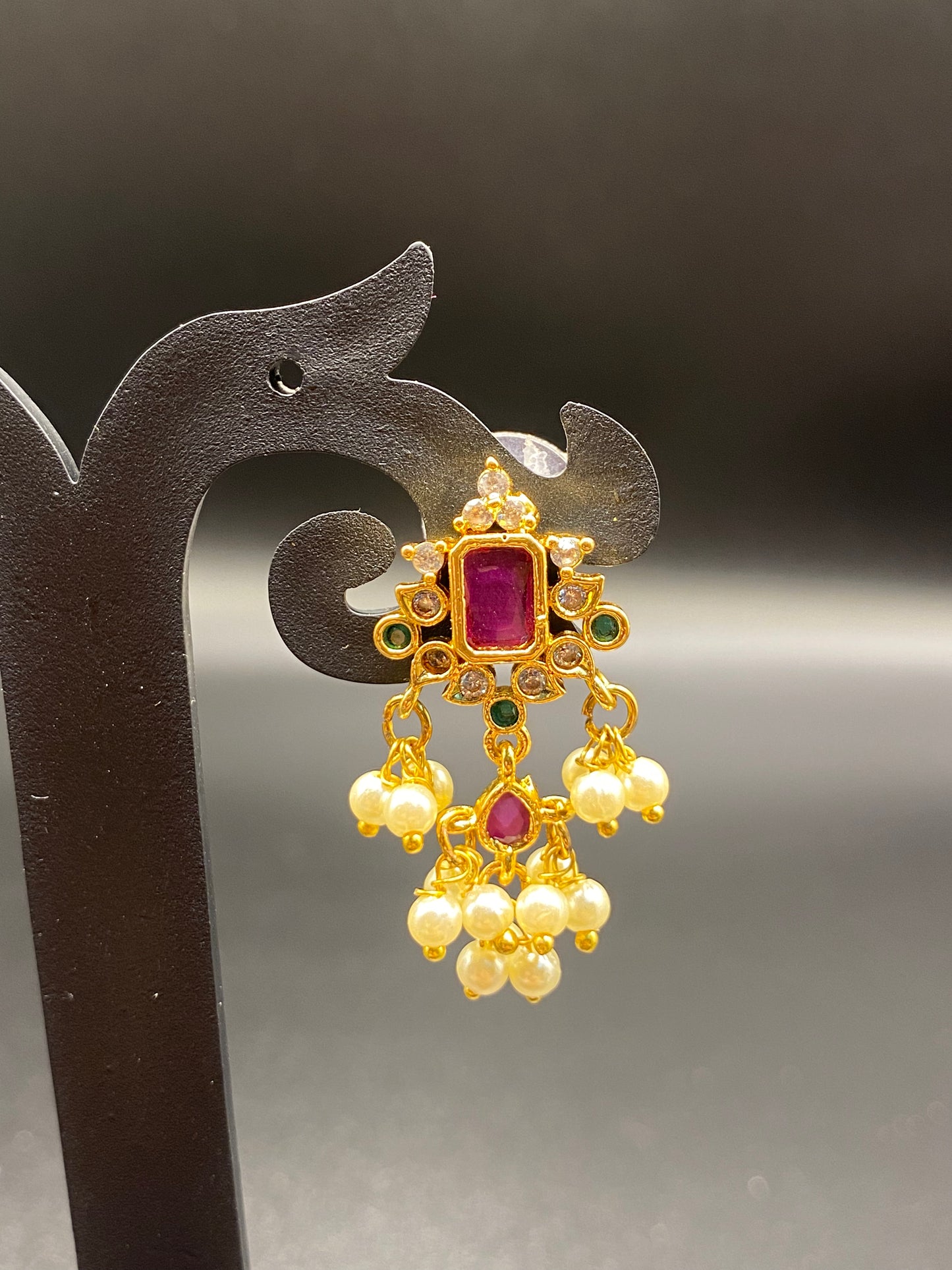 TRENDY EARRINGS