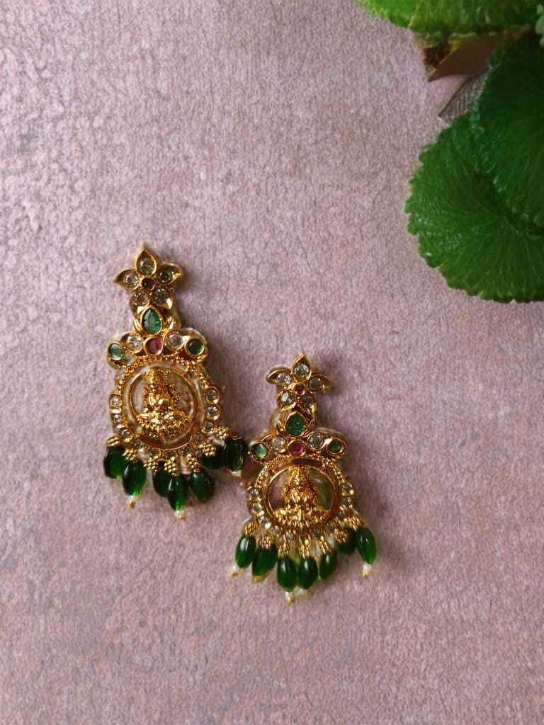 TRENDY EARRINGS