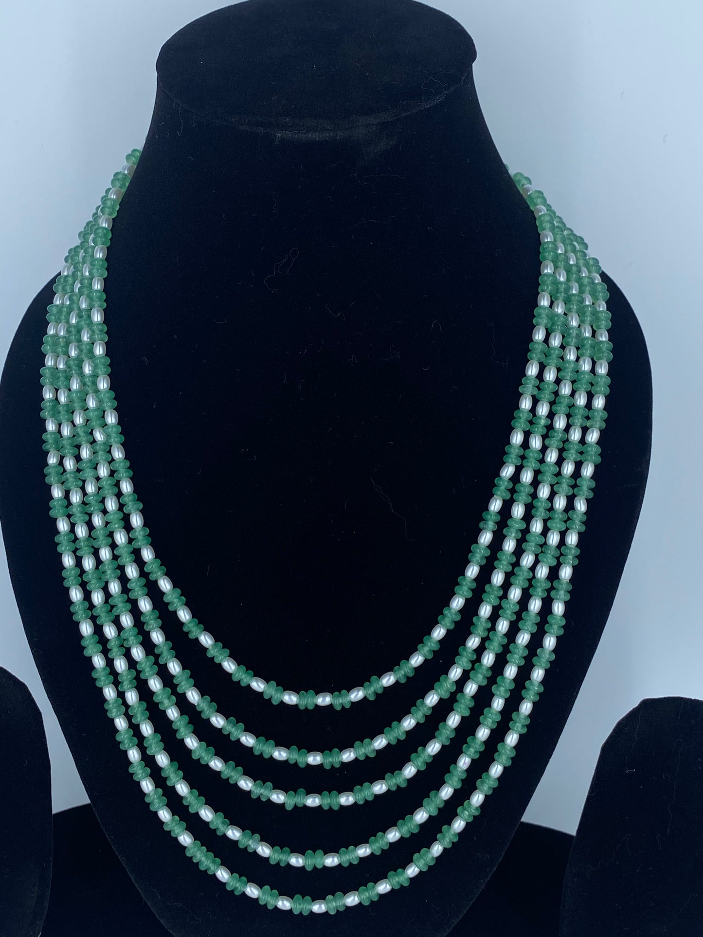 PEARL AND GREEN BEADS LAYER NECKLACE SET