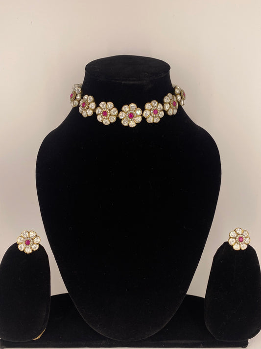 KUNDAN CHOKER NECKLACE SET WITH EARRINGS
