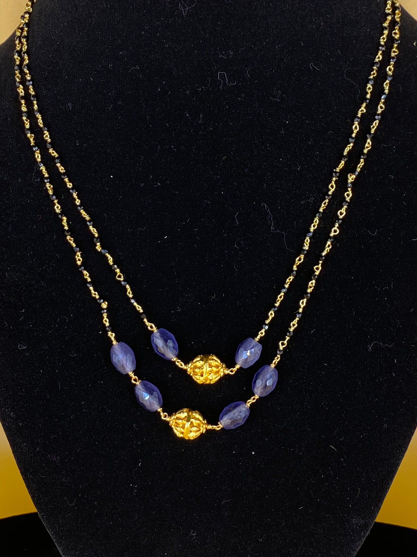 BLACK CRYSTAL BEADS NECKLACE SET