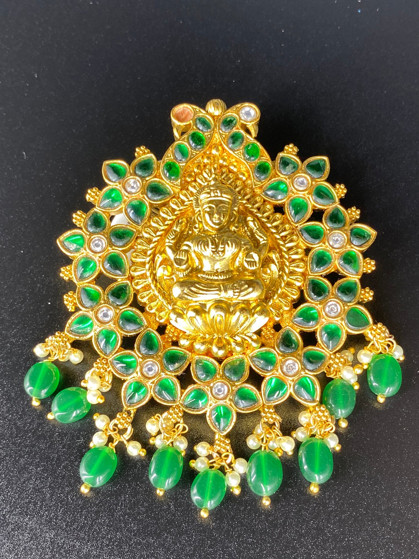 GREEN KUNDANS WITH LAKSHMI DEVI PENDENT WITH EARRINGS