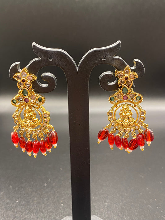 TRENDY EARRINGS