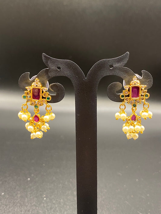TRENDY EARRINGS