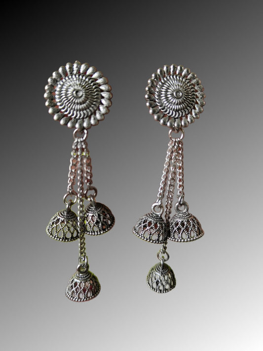 TRENDY EARRINGS